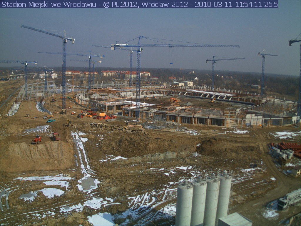 Budowa stadionu w kamerze - Źródło www.2012.wroc.pl 