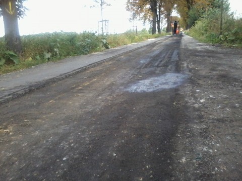 Zwijają asfalt! I to dosłownie - 0