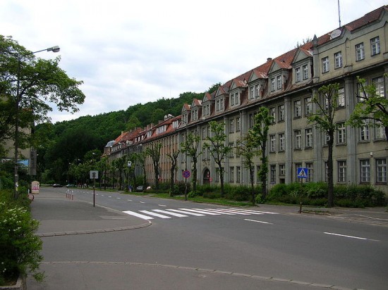 Rozbierają Wałbrzych. Cegła po cegle - fot. Wikipedia