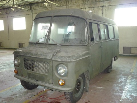 Kup sobie wojskowy autobus (Zobacz) - 1