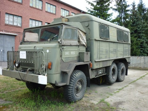Kup sobie wojskowy autobus (Zobacz) - 3