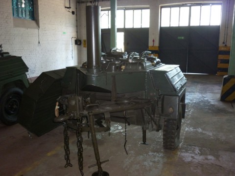 Kup sobie wojskowy autobus (Zobacz) - 4