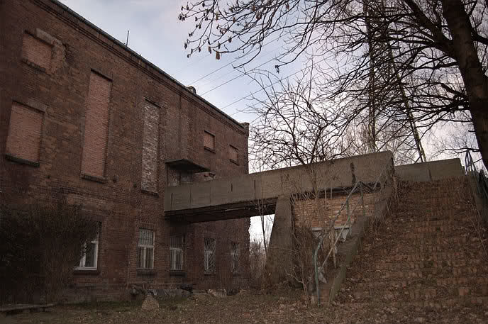 Kino Cukrownik przestanie straszyć? - 1