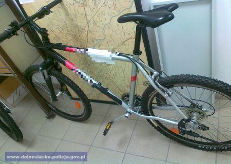 Złodziej rowerów w rękach policji  - 2