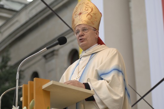 Arcybiskup wraca do sprawy pedofilii - fot. Ryszard Hołubowicz/Wikipedia