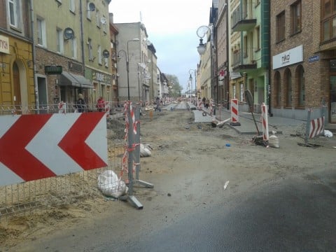 Trzebnica: Deptak kością niezgody - 3