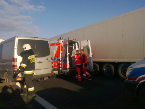 A4: Zderzyło się sześć ciężarówek  - 9