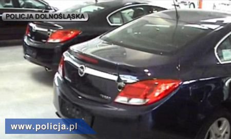 220 koni pod maską policji (Zobacz) - 1