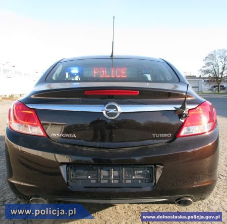 220 koni pod maską policji (Zobacz) - 3