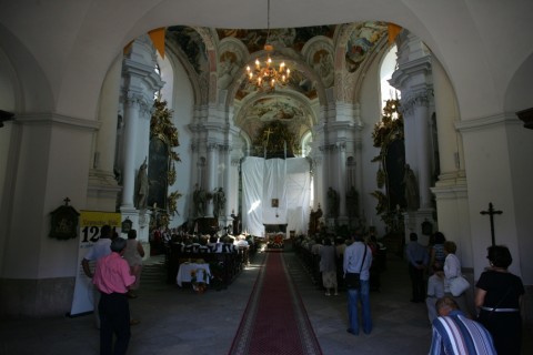 Sanktuarium św. Jadwigi bazyliką - 1