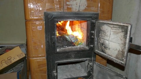 Palą w piecu, czym się da (ZOBACZ) - 7