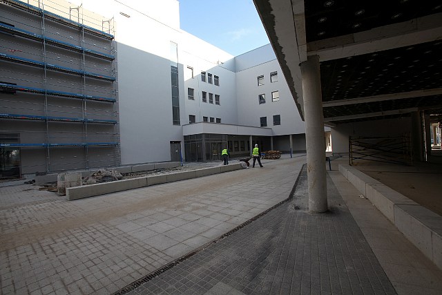 Nowy szpital prawie gotowy - 15
