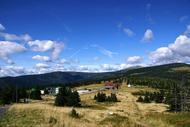 Lepsza droga na Przełęcz Karkonoską - fot. Wikipedia