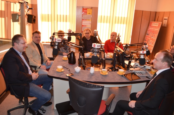 Nowy zarząd. I co dalej? (Posłuchaj) - fot. prw.pl