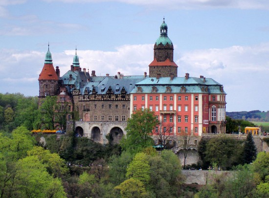 Dach zamku Książ wciąż do poprawy - fot. Wikipedia