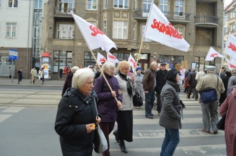 Emeryci mają dość. Wyszli na ulicę - 22