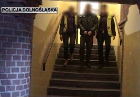 Kradli pieniądze z kont bankowych - fot. KWP