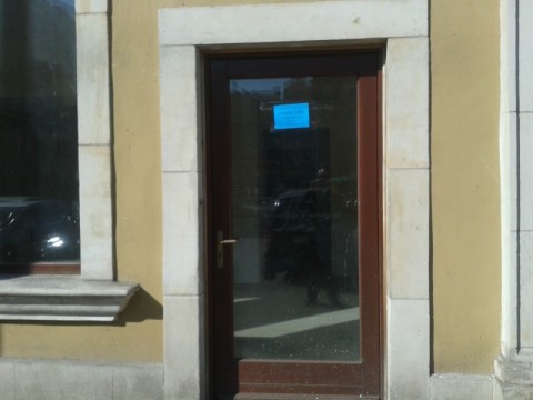 Życie na placu Solnym zamiera - 2