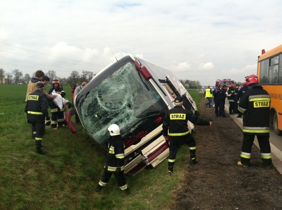Wypadek autobusu na autostradzie A4 - 0
