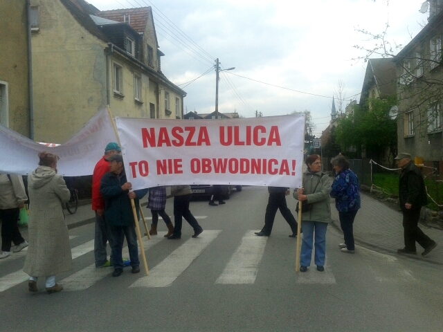 Psie Pole: Blokada dróg i korki (FOTO) - 1