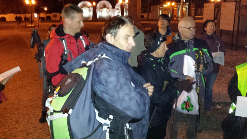 Pomaszerowali nocą na Śnieżkę - 1