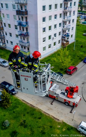 Dziecko zatrzasnęło ojca na balkonie - 0