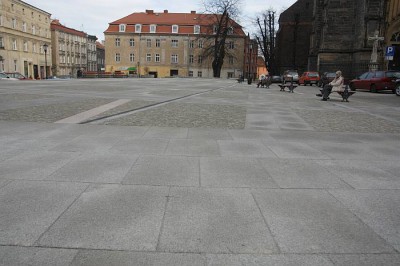 Świdnica: Nowy plac piękny czy szkaradny? (Posłuchaj i Zobacz) - 4