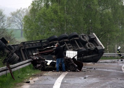 Młoda kobieta zginęła na drodze - 0
