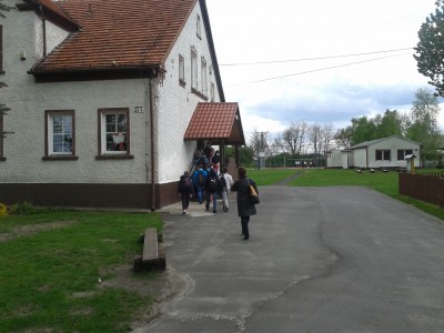 Czy śnieg, czy skwar, muszą chodzić - 0