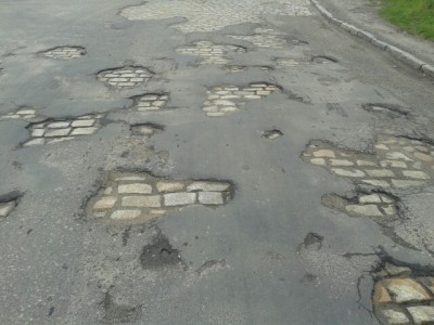 Dolnośląska "wioska cudów" pełna dziur (ZOBACZ ZDJĘCIA) - 3