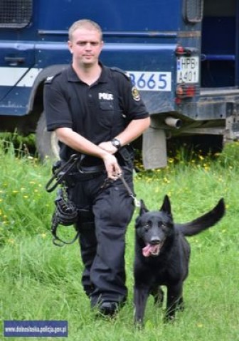 Policyjne psy zdawały egzamin. Wszystkie dostały atesty (Foto) - 3