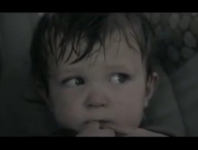 Tak umiera dziecko w nagrzanym aucie (FILM)