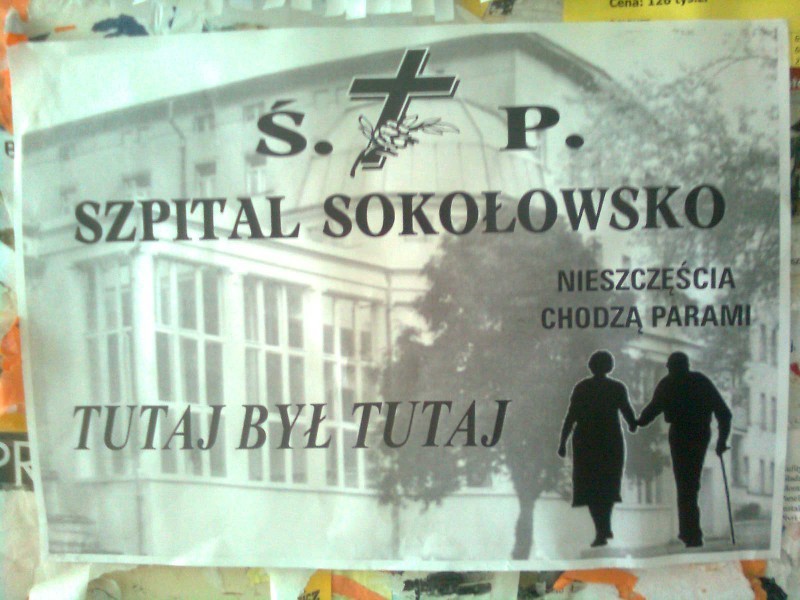 Klepsydry na słupach: Miał być szpital, będzie dom opieki -