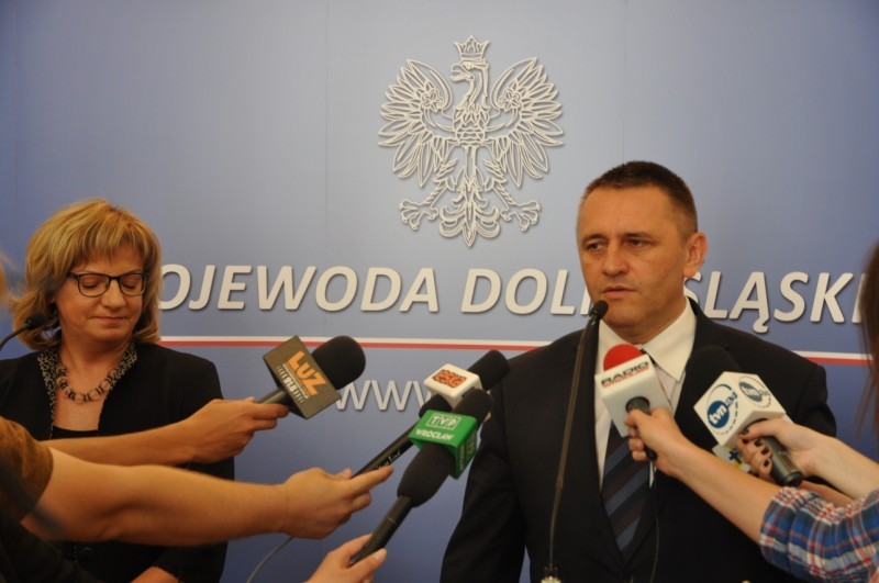 Wojewoda zajmie się sprawą koczujących Romów - fot: duw.pl