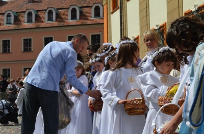 Procesje przeszły ulicami miast (ZDJĘCIA) - 16