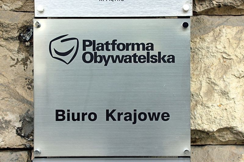 Legnicka Platforma Obywatelska rozwiązana za... przekręty - fot. LLukas Plewnia (Wikimedia Commons)