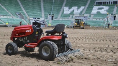Wymieniają murawę na Stadionie Miejskim - 0