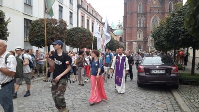Wrocławska pielgrzymka już w drodze (ZDJĘCIA) - 13