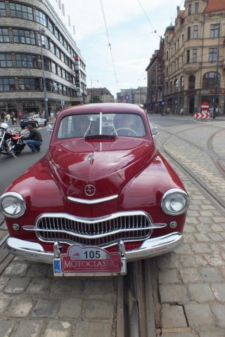 Zlot zabytkowych aut we Wrocławiu - 36