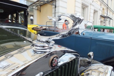 Zlot zabytkowych aut we Wrocławiu - 60