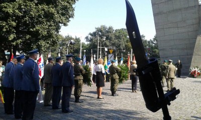 Sybiracy spotkali się pod pomnikiem (ZDJĘCIA) - 1