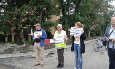 Protest mieszkańców wrocławskiego Zakrzowa (FOTO) - 2