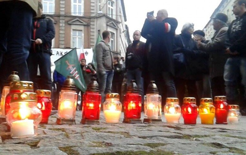 Protest przed konsulatem honorowym Ukrainy (ZDJĘCIA) - zdjęcia: Przemek Gałecki (Radio Wrocław)
