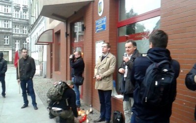 Protest przed konsulatem honorowym Ukrainy (ZDJĘCIA) - 0