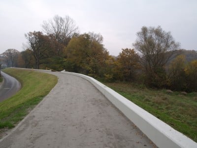 Wyremontowane wały w Jelczu-Laskowicach (ZDJĘCIA) - 1