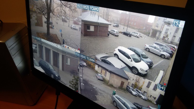 Monitoringu nikt nie śledzi, kamery straszą parkujących - fot. Michał Wyszowski (Radio Wrocław)