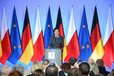 Angela Merkel i Ewa Kopacz w Krzyżowej (ZOBACZ ZDJĘCIA) - 3