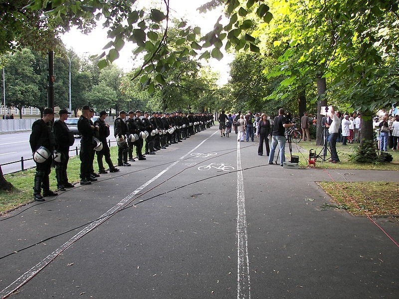 Policjanci walczą z MSW. Będzie pozew zbiorowy? -  fot. VaGla (Wikimedia Commons)