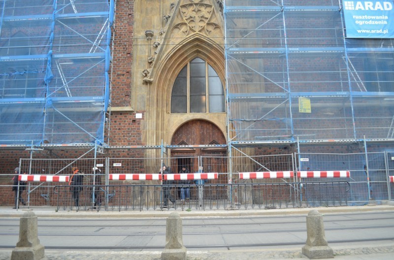 Portal kościoła Najświętszej Marii Panny na Piasku gotowy - fot. Przemek Gałecki (Radio Wrocław)