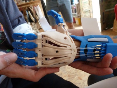 Wydrukowali dla 9-letniej Julii protezę dłoni (ZOBACZ) - 4